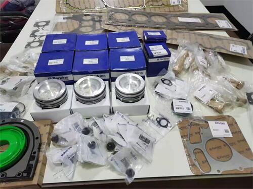 Perkins鉑金斯發(fā)動機(jī)四配套