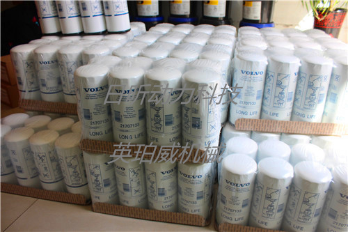 沃爾沃TAD733GE發電機柴油濾芯：性能、保養與更換全攻略