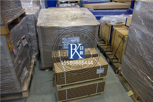 解鎖山貓伸縮臂叉裝車珀金斯柴油機的維修密碼