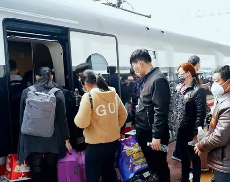 用包子機(jī)開(kāi)店做包子