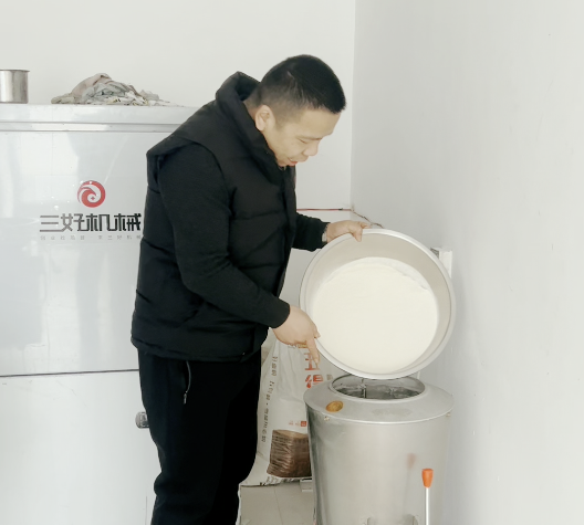 用面條機怎么拌面 用面條機怎么拌面